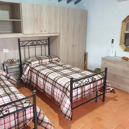 Il Mandorlo فندق مبيت وإفطار 3*